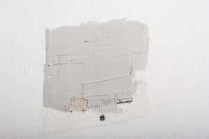 Fixing a large hole in drywall