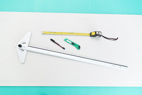Cutting-drywall-tools